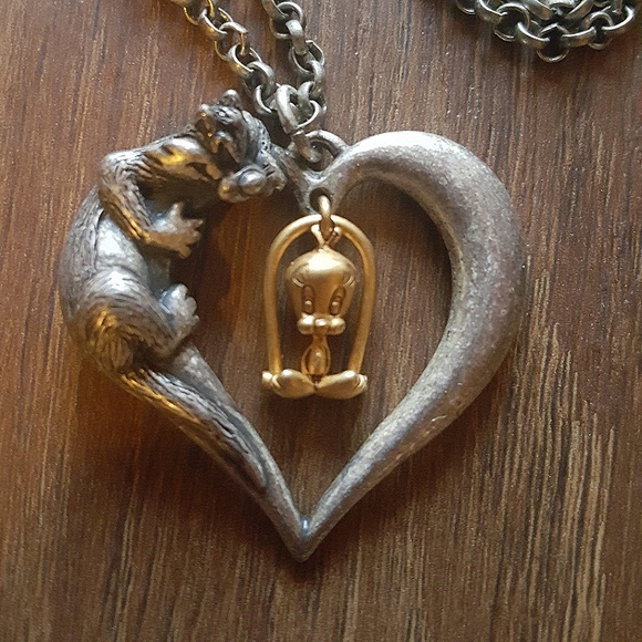 Jewelry - Tweety Heart Necklace
